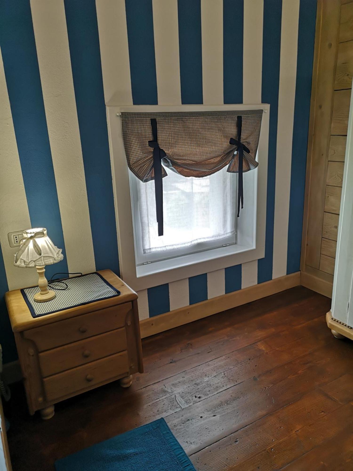 East Wind Bed & Breakfast Medea ภายนอก รูปภาพ