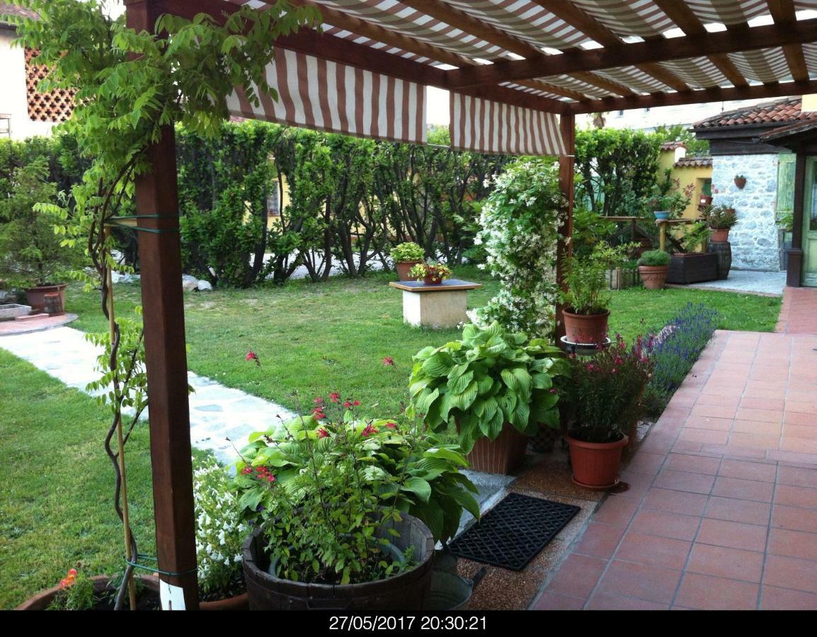 East Wind Bed & Breakfast Medea ภายนอก รูปภาพ